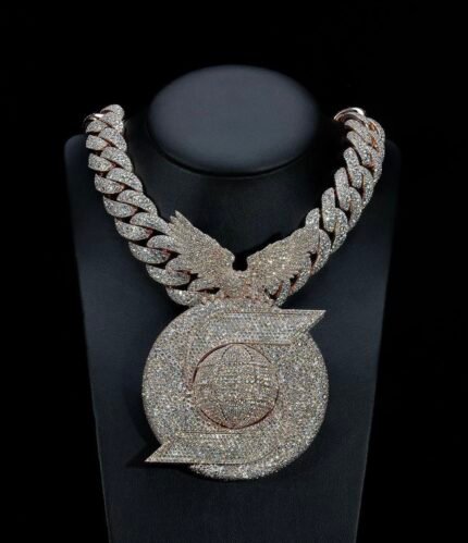 Customi Jewelry VVS Moissanite High Quality Customized Round Pendant Necklace