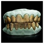 SSS Custom Diamond dust plain Solid gold Grillz set S925Filled 14k solid dental gold customized molded ToothGem Oral accessories. - Image 3