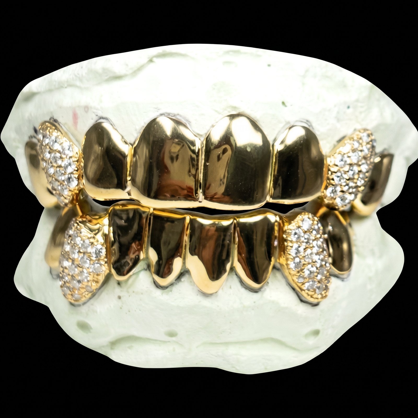 微信图片_20251020143022 S925 Silver Gold Plated Moissanite Grillz - Half Iced Half Plain Top & Bottom Teeth Grillz - Image 1