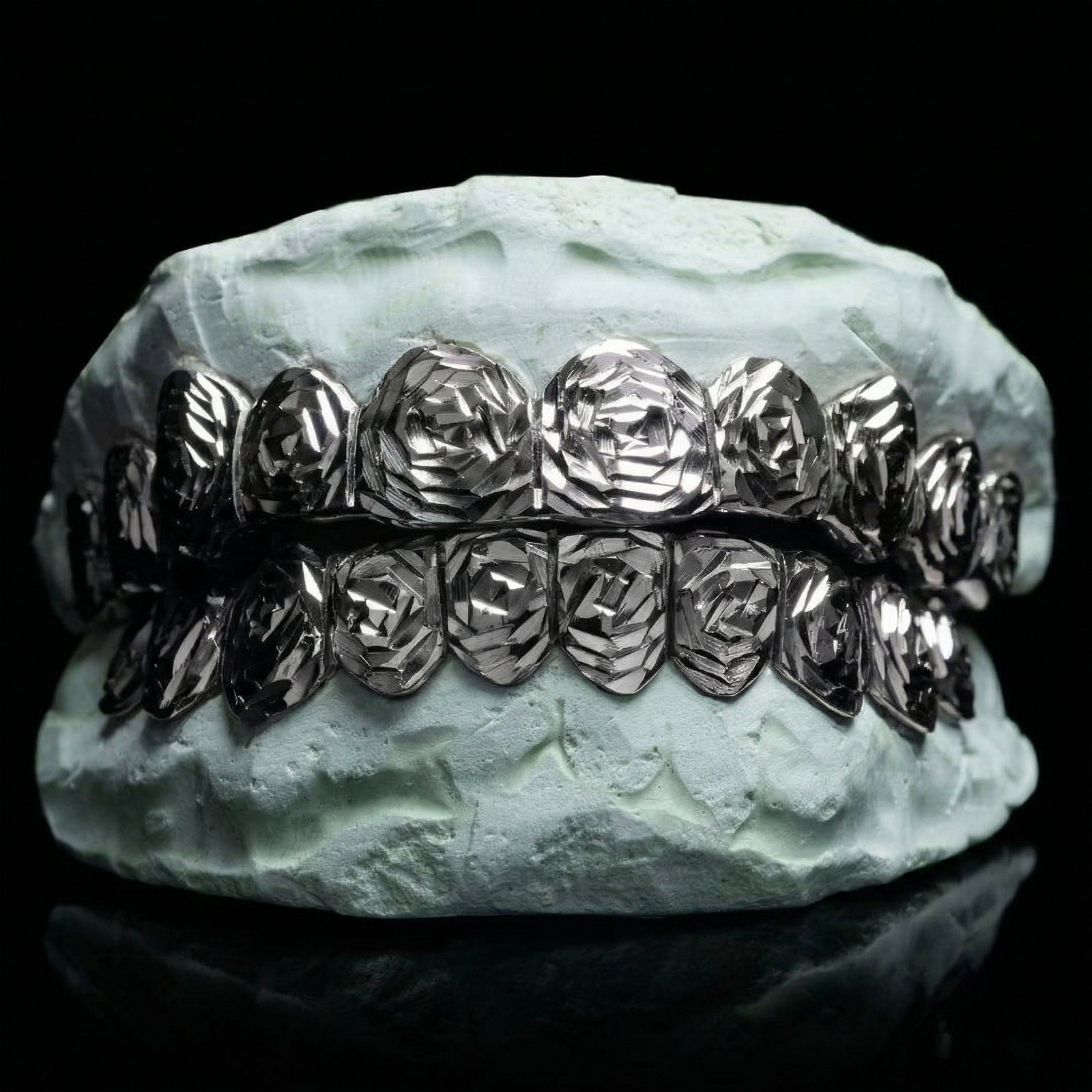 微信图片_20260410165147_211_3807 SSS Roses cut set roses charm Perm/deep solid gold grillzset S925 Filled 14k solid dental gold customized moldedTooth Gem Oral accessories. - Image 1