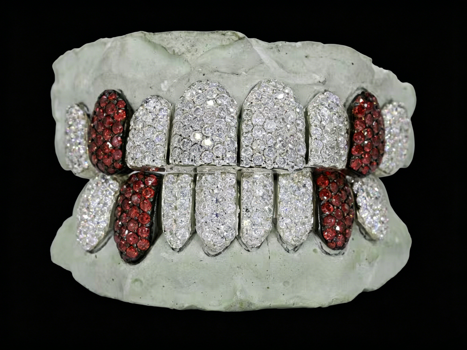 14K纯金定制牙饰介绍 (4)_副本 SSS Jumbos blood stone fangs icedout diamond cut grillzWS Moissanite diamonds Perm/Deep Cut set S925 filled14k solid gold grillz Molded oral tooth gems accessorries - Image 1