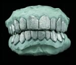 SSS Custom Diamond dust plain Solid gold Grillz set S925Filled 14k solid dental gold customized molded ToothGem Oral accessories.